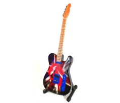 Mini Gitara Rolling Stones – Keith Richards – Uk & Tongue (mini guitar)